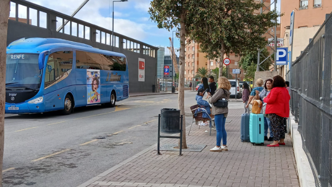 Imagen de Esto es lo que opinan los pasajeros del trayecto por carretera de Renfe entre Murcia y Águilas