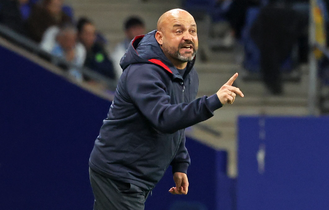 "Lliçons de comportament, cap ni una"