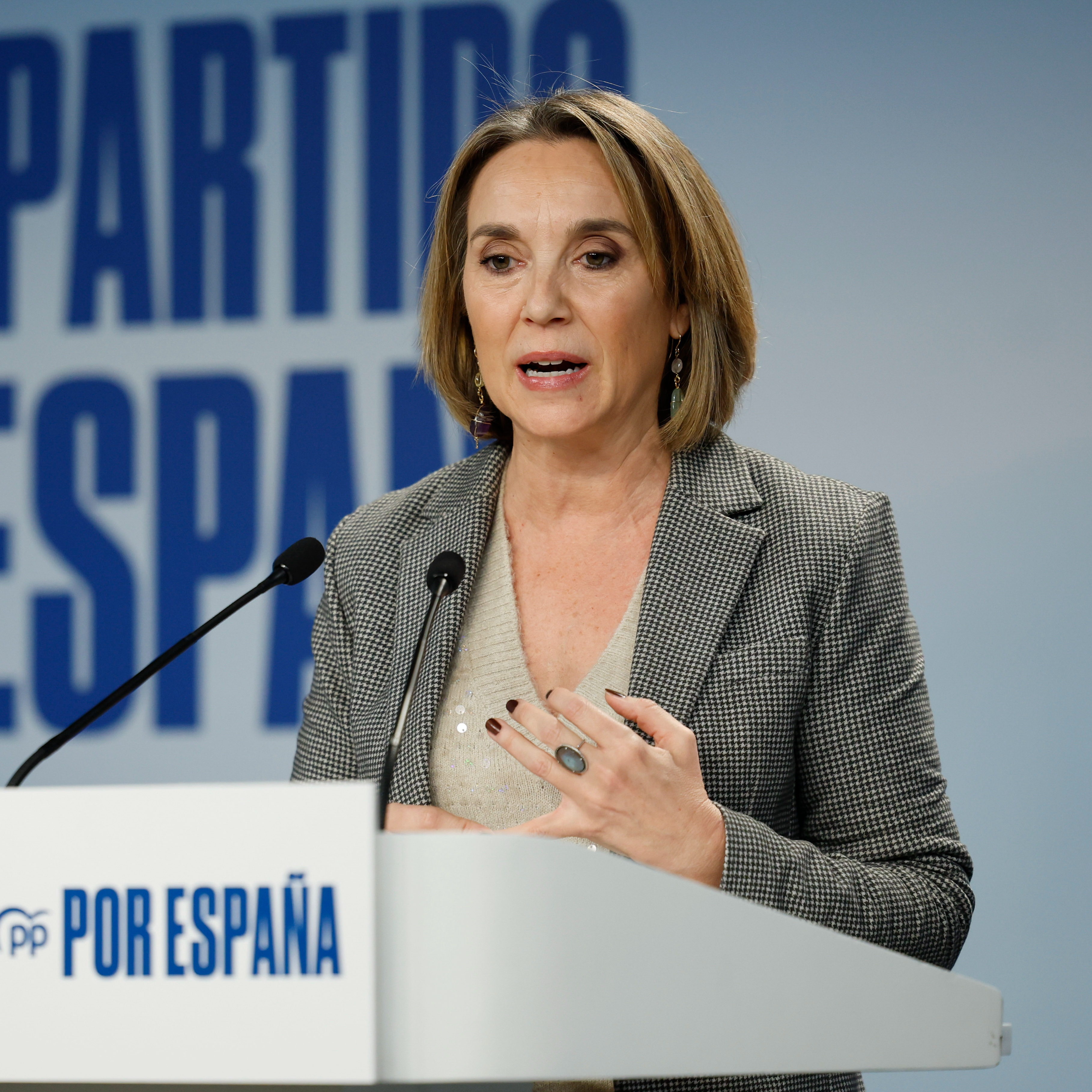 La Entrevista | El PP admite "dudas" sobre la legalidad de la operación de Estados Unidos en Venezuela, pero celebra la caída de Maduro