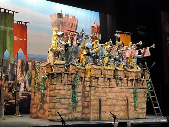 Chirigota : Nos hemos venío arriba Preliminares