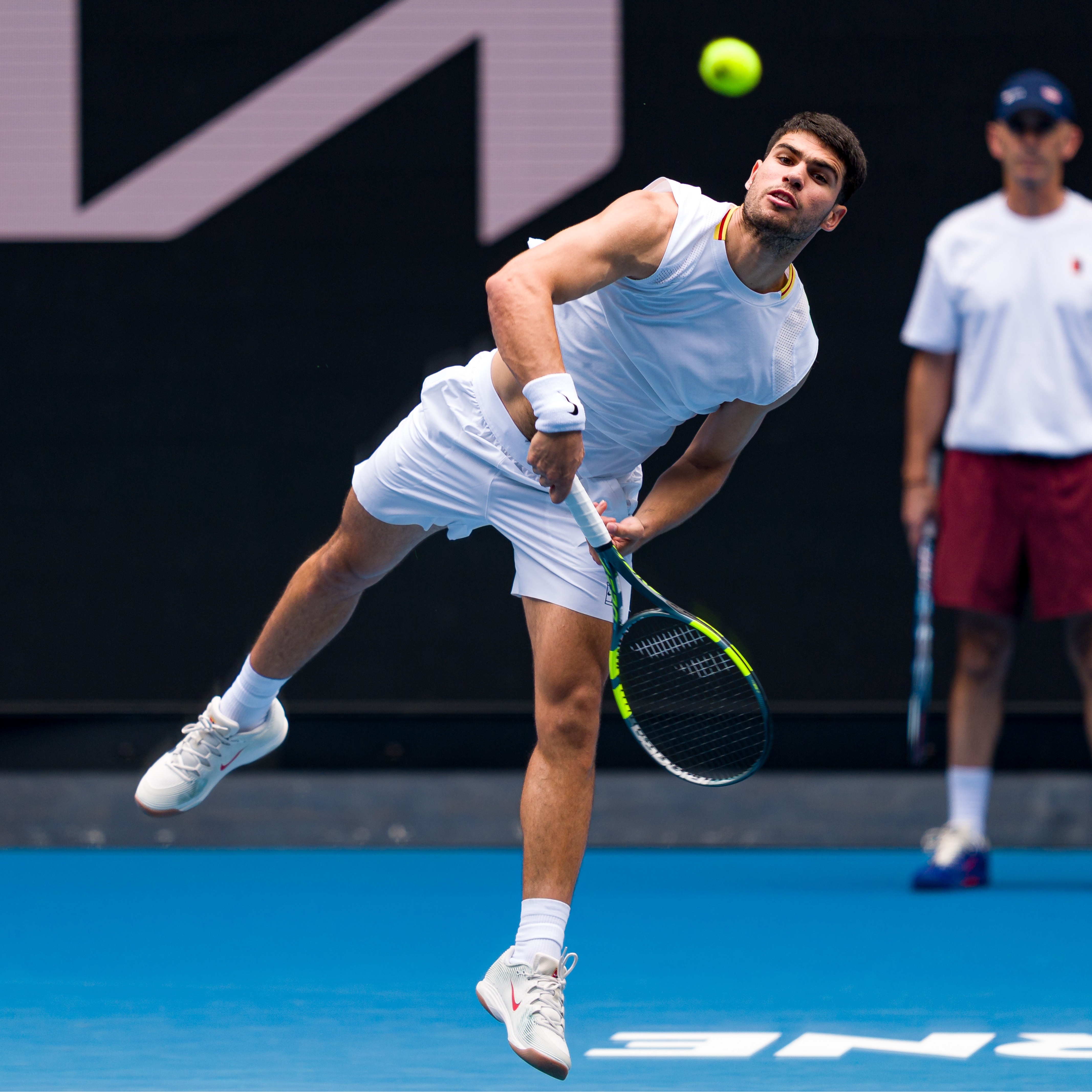 El Análisis | Corretja explica la última novedad en el arsenal de Alcaraz (imitando a Djokovic): "Es muy complicado que sean tan cercanos"