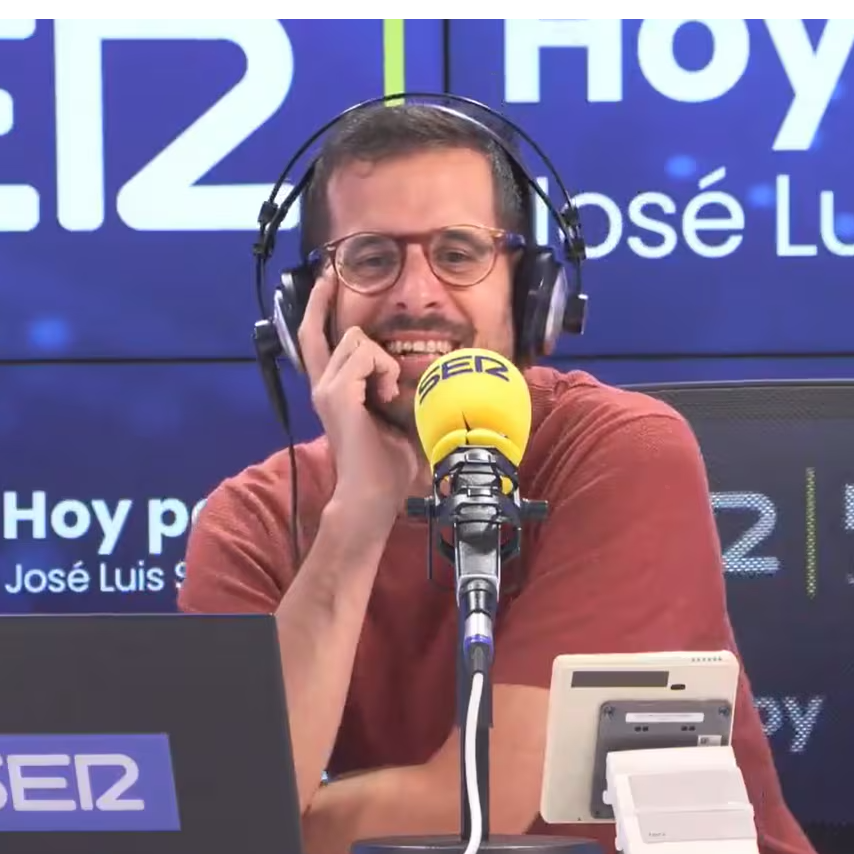 Los sketches de La Biblioteca de Hoy por Hoy | Sastre solo quiere lecturas en versión original