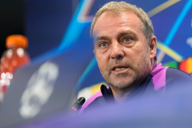 Hansi Flick: "Hem d'estar orgullosos d'estar al top-5, però en defensa hem de millorar"