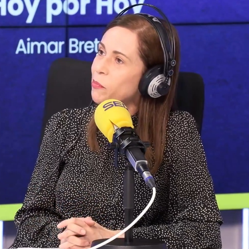 Ángeles Caballero cuenta la historia de Rosa, obesa en la época del Ozempic, que estuvo: "Encerrada en casa, comiendo y fumando, esperando solo para morir"