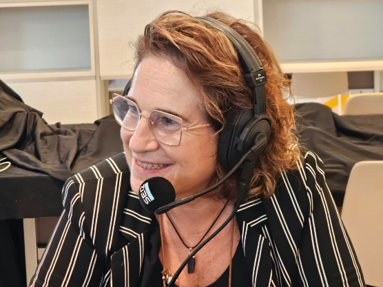 L'alcaldessa de Sitges, Aurora Carbonell, s'encén amb Rodalies: "Funcionava millor fa trenta o quaranta anys"