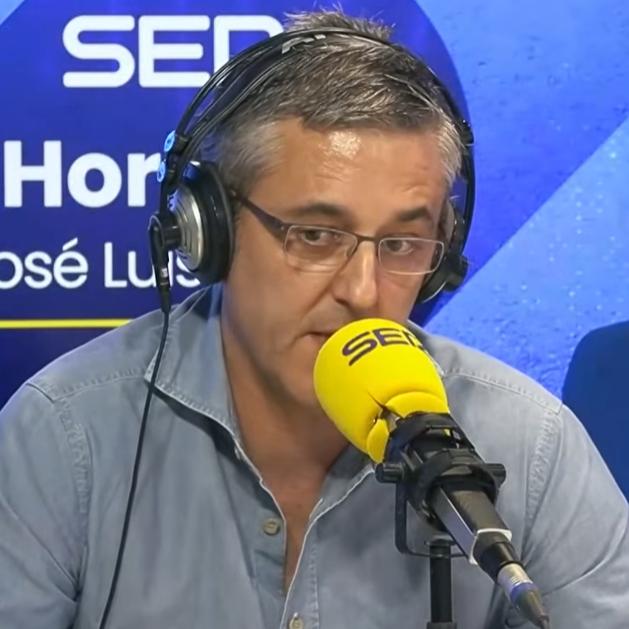 Portada de La mesa de Hora 25