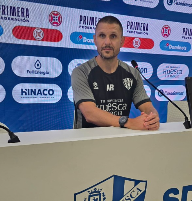 Albert Rudé en la previa del partido de la SD Huesca en Alcorcón