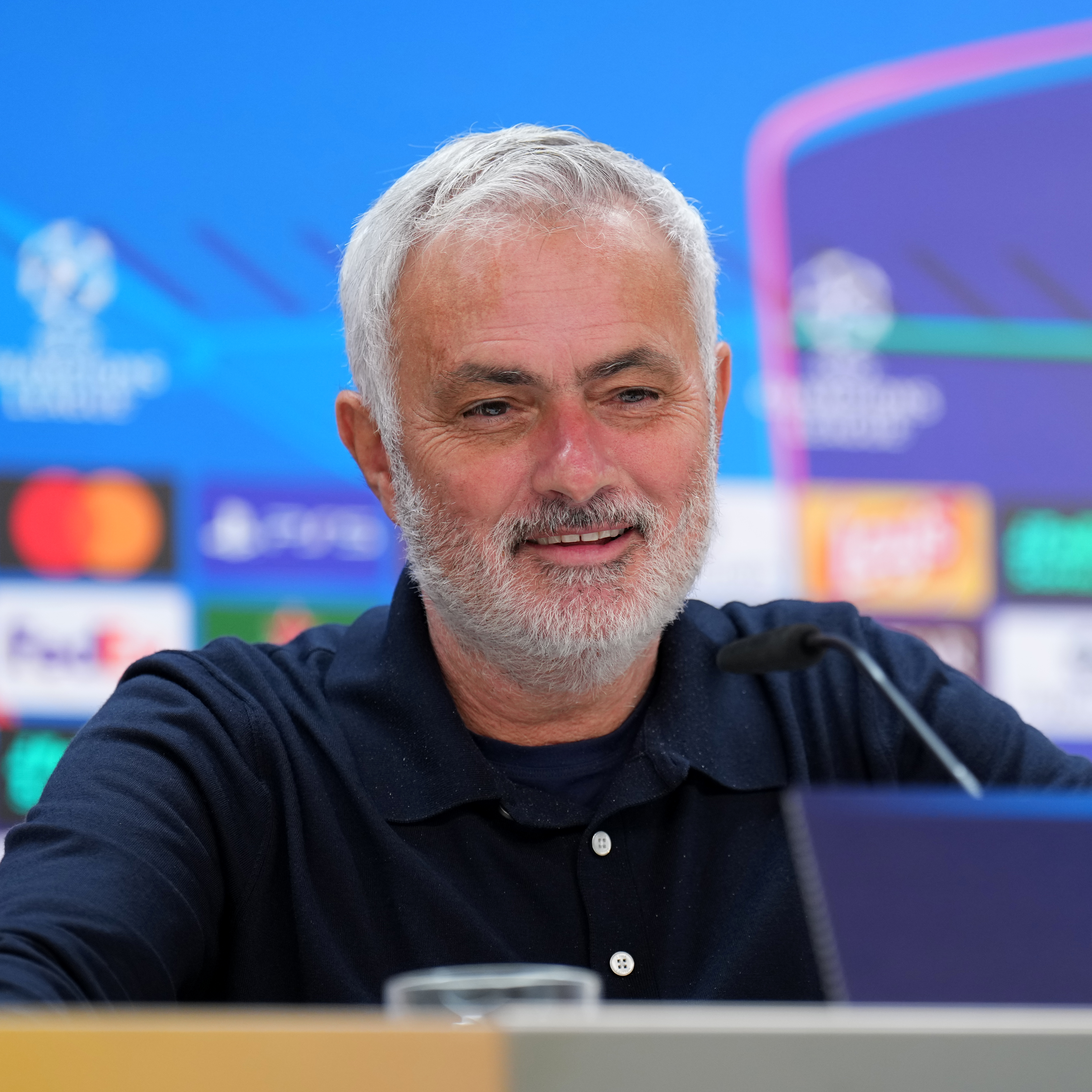 El Sanedrín Ilustrado  |  Besa, sobre Mourinho antes del Clásico: "Todo el mundo espera su función; hay mucha expectación por ver qué obra teatral montará"
