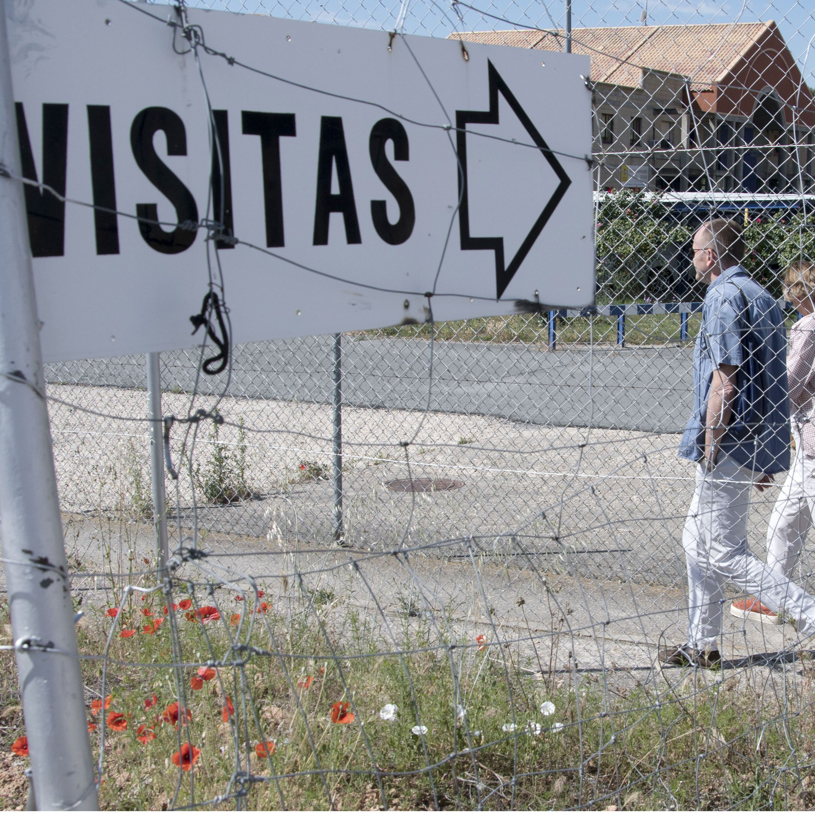 Reportajes A vivir | Una condena invisible: el estigma de tener a un familiar en prisión