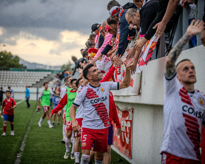 Cristian Gómez, exentrenador de l'Hospitalet: "Els insults sempre venen de 4 o 5, mai tota l'afició"