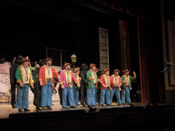 Chirigota: Piensa mal y acertarás: Los desconfiaos Semifinal