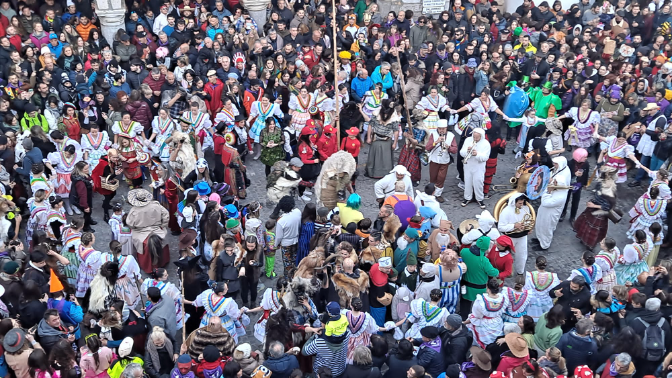 Miguel Noguero, alcalde de Bielsa, habla del Carnaval de la localidad Miguel Noguero, alcalde de Bielsa, habla del Carnaval de la localidad