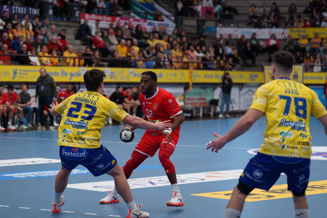 José Nolasco, contento con el partido de su equipo y la victoria en Aranda José Nolasco, contento con el partido de su equipo y la victoria en Aranda