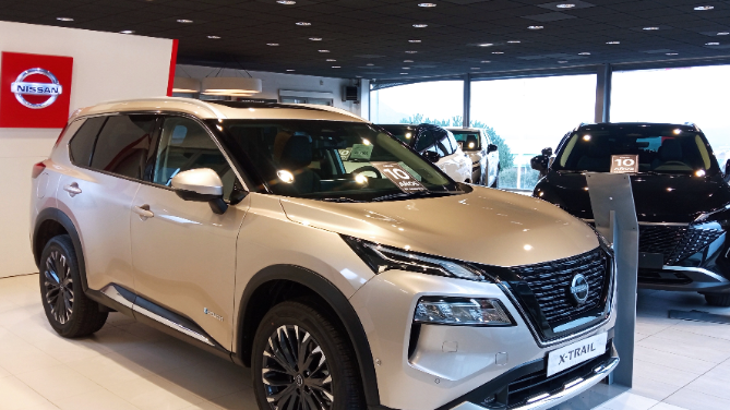 Nissan, electricos con descuentos insuperables en Leomotor Ponferrada