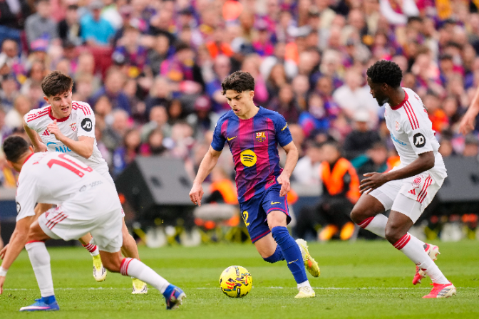 "Xavi Espart va estar a punt de marxar cedit al Racing de Santander al gener, però Deco li va demanar paciència"