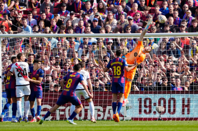 "25 milions pel que serà millor porter del món. Deco mereix una ovació"