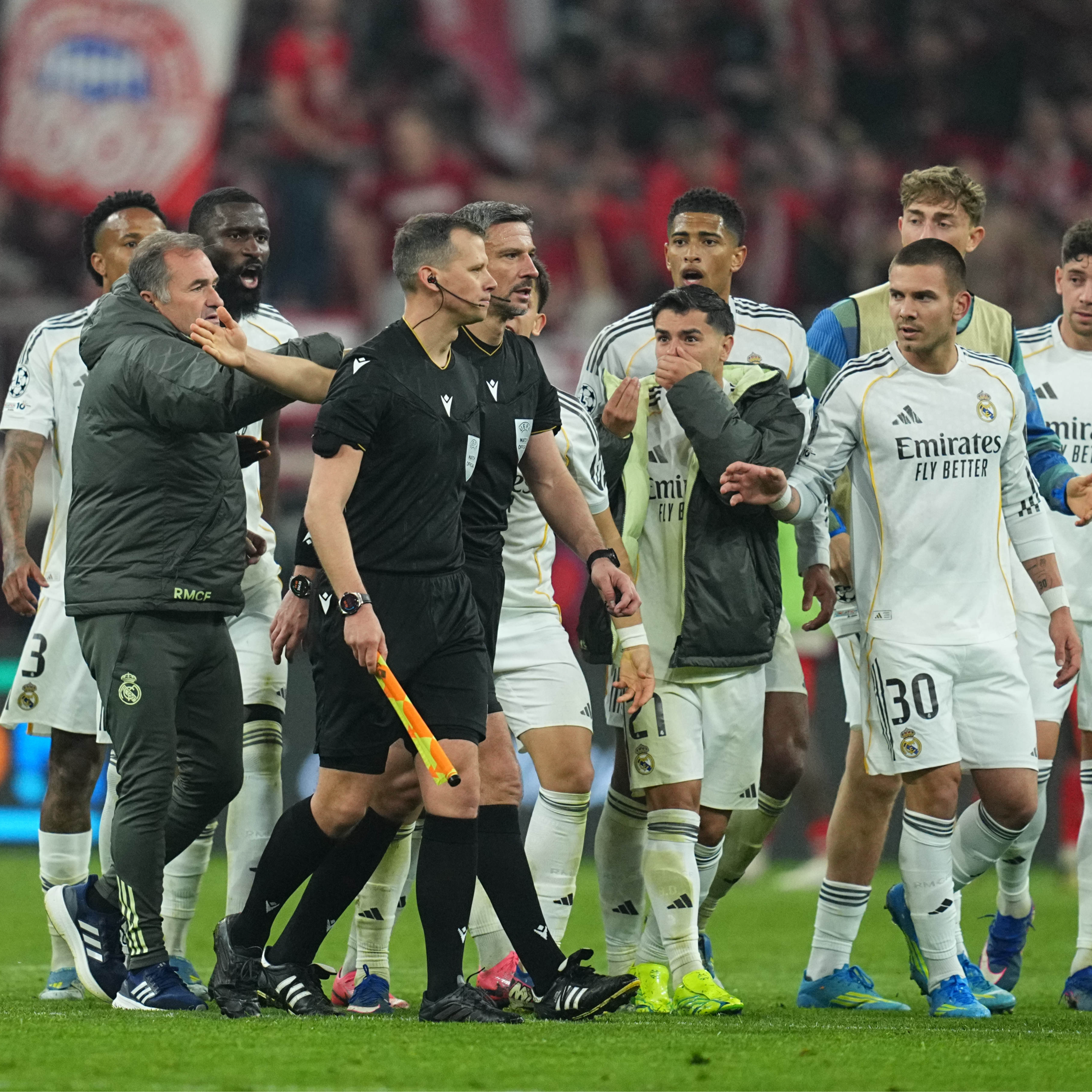 Imagen de Los goles del Bayern 4 - 3 Real Madrid | El Madrid sucumbe en Alemania