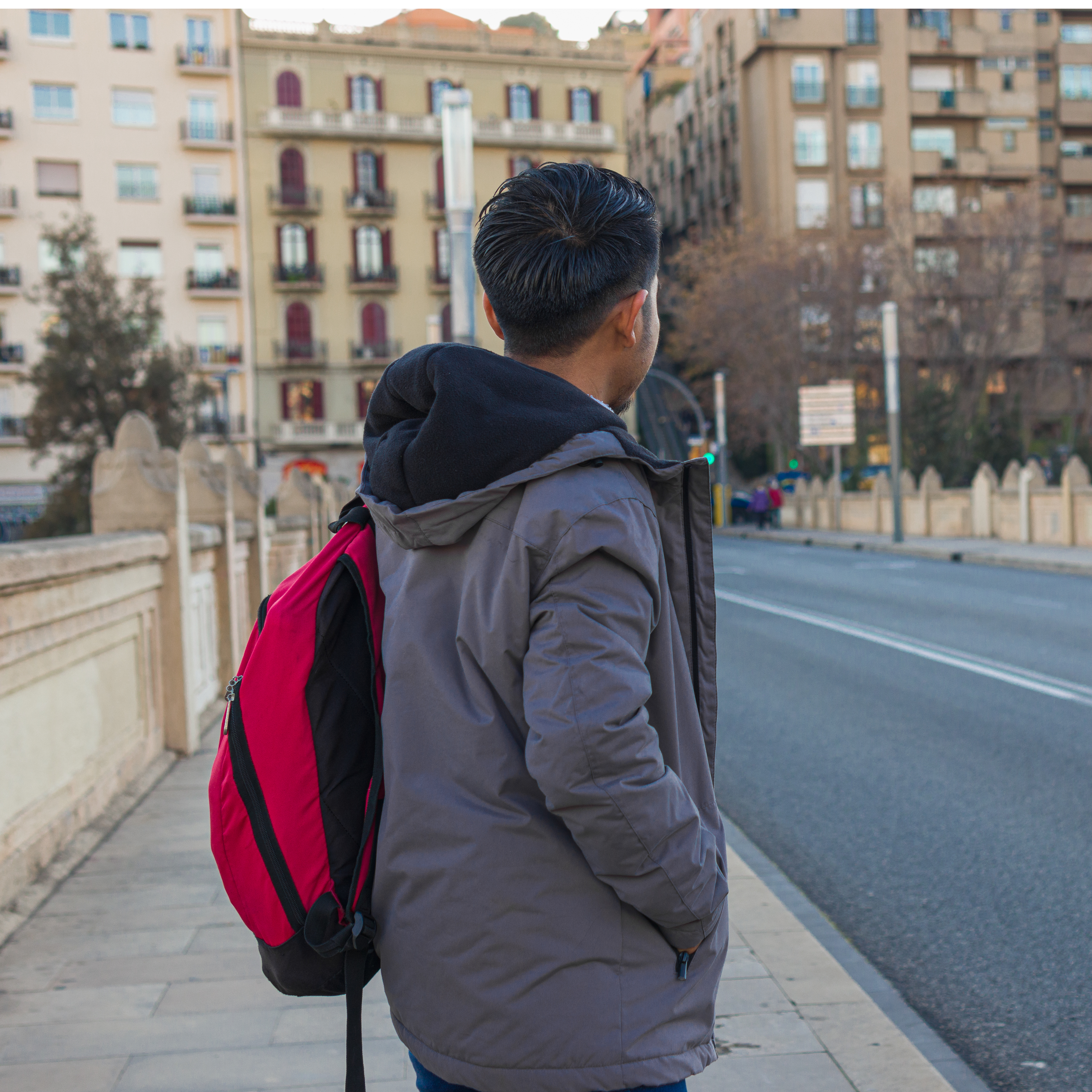 Visión semanal informativa | Las trabas para empadronarse dejan a menores sin escolarizar en España