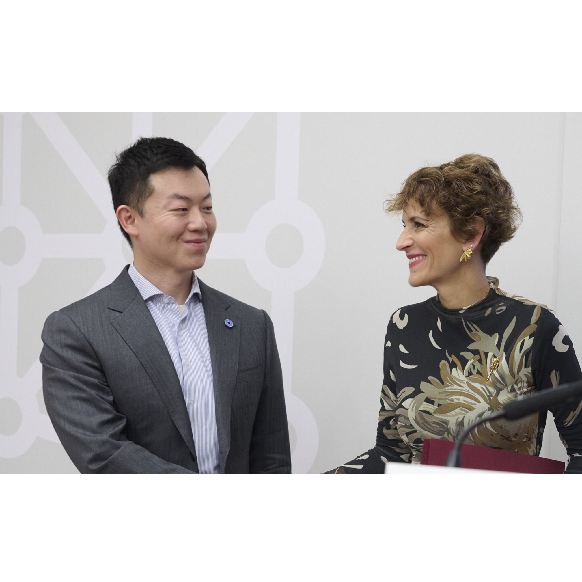 Entrevista a la presidenta María Chivite tras su viaje a China episode artwork