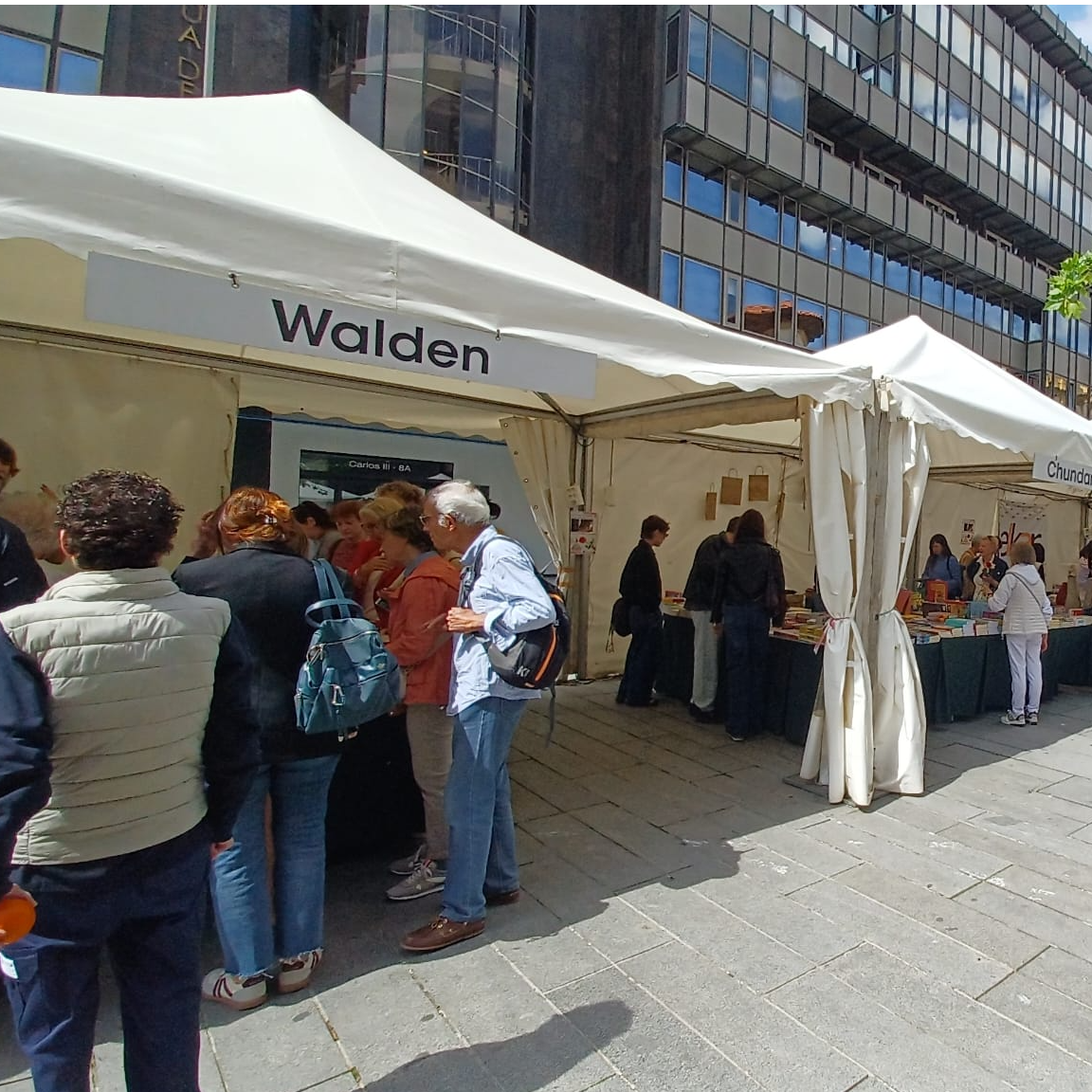 Día del Libro: directo desde la Feria de Carlos III en Pamplona episode artwork