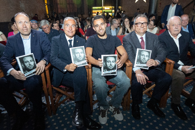 Eric Garcia, protagonista dels Relats Solidaris de l'Esport: "Serà un dels capitans del Barça l'any vinent" episode artwork