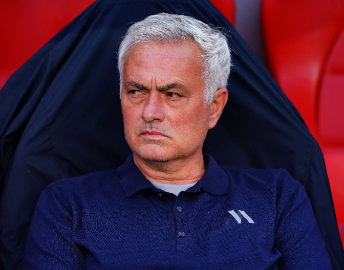 Florentino i Mourinho al 'Què t'hi jugues!' son.... Pimpinela!