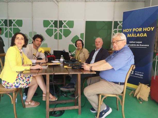 Radio, libros y lectores se encuentran en la Feria del Libro de Málaga con la Fundación Unicaja episode artwork