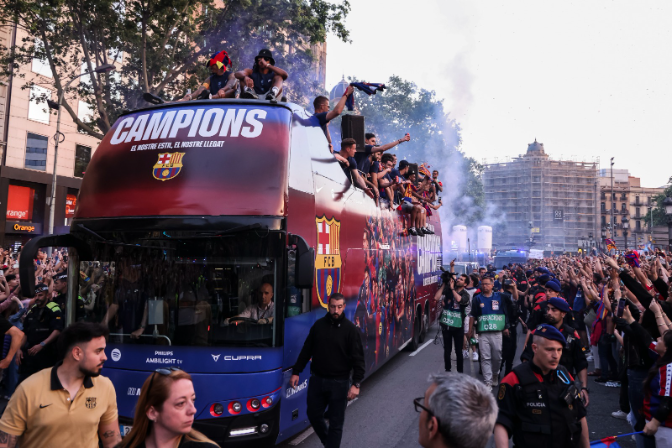 Ja hi ha hora i recorregut de la rua del Barça si guanya la Lliga contra el Real Madrid