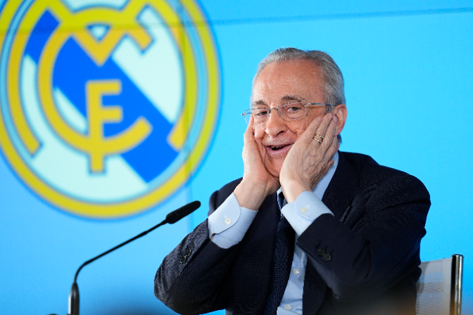La nova cançó del nostre Florentino Pérez: "Todavía no me voy, pero os vengo a poner a todos firmes"