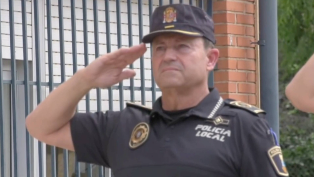 Juan Manuel Jiménez, oficial jefe de la Policía Local de Monóvar, se jubila tras 33 años de servicio episode artwork
