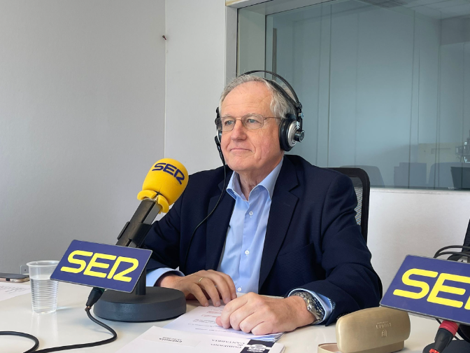 Eduardo Arasti, consejero de Industria, en Hoy por Hoy Cantabria