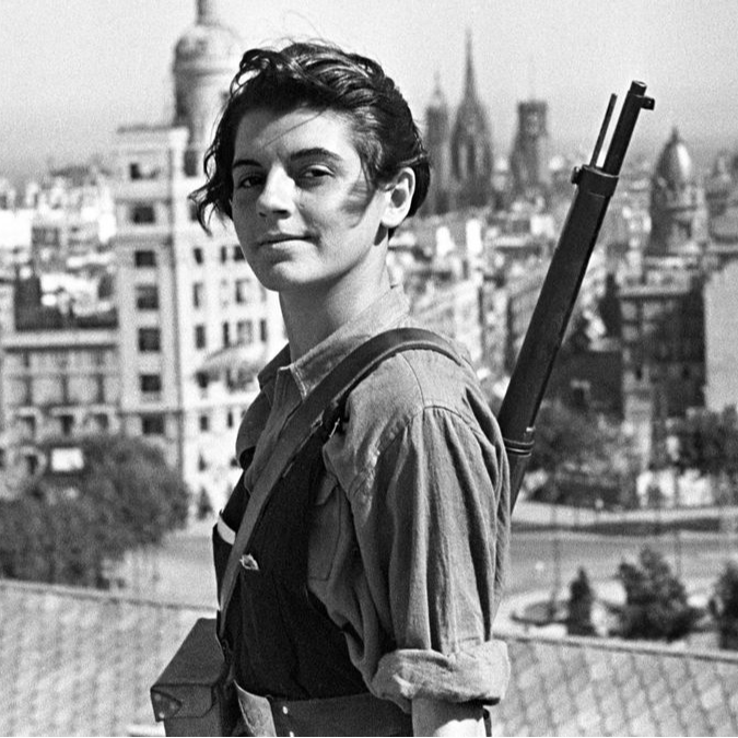 El viaje de ida | Marina Ginestà, ¿qué hay detrás de la chica del fusil?