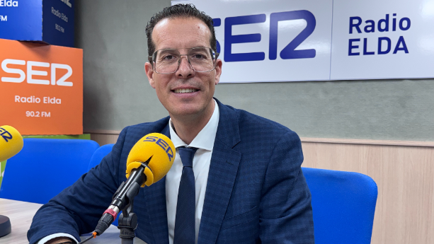 Rubén Alfaro, alcalde de Elda, sobre los Moros y Cristianos 2026 episode artwork