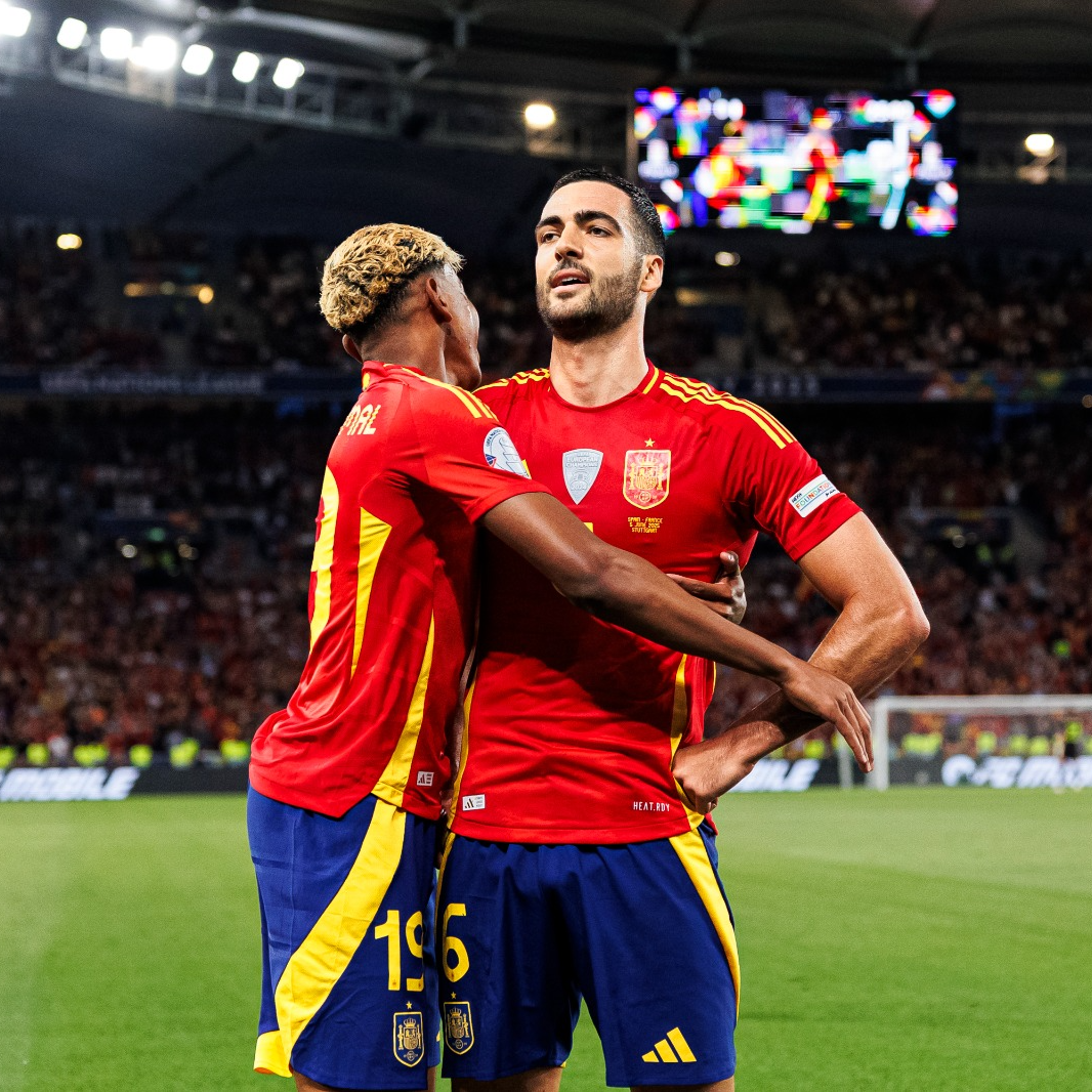 Entrevista | Mikel Merino: "¿Ganar el Mundial? Es importante tener los pies en el suelo, pero la mirada en el cielo"