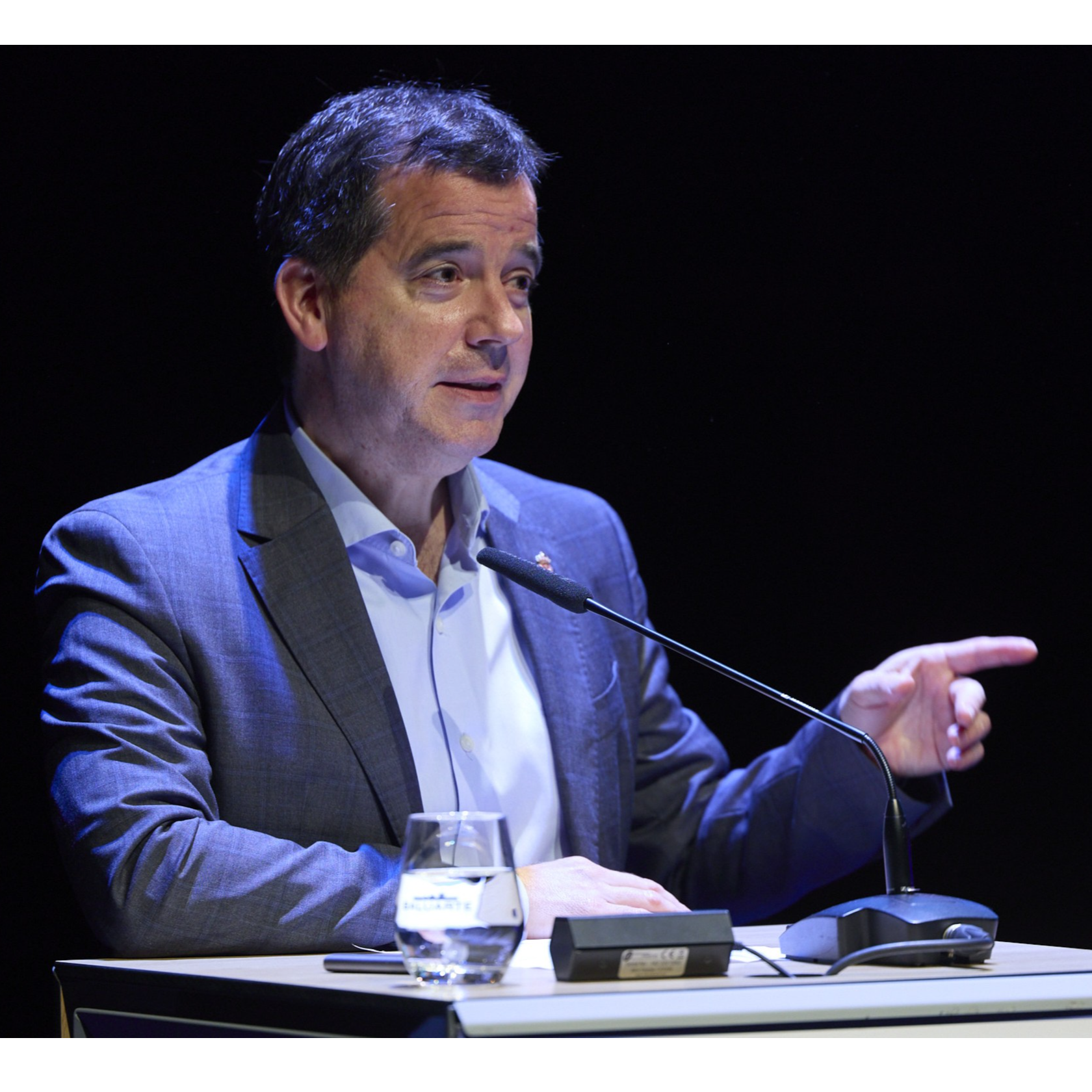 La primera llamada del día, con Mikel Irujo