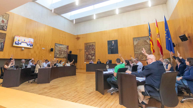 En la Tertulia Municipal analizamos los principales puntos del pleno de mayo en Benidorm episode artwork