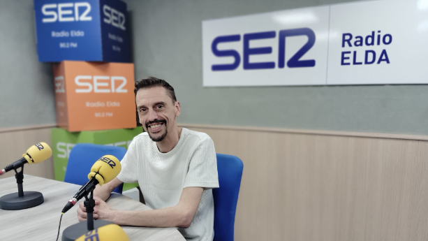 El actor eldense Samuel Romero pregonará los Moros y Cristianos de Elda 2026 episode artwork