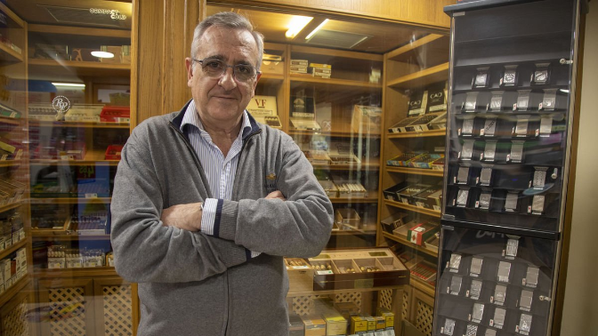Eugeni Rodríguez (Gremi Estanquers): "Des de 2009 ha baixat un 50% la venda de paquets de tabac"