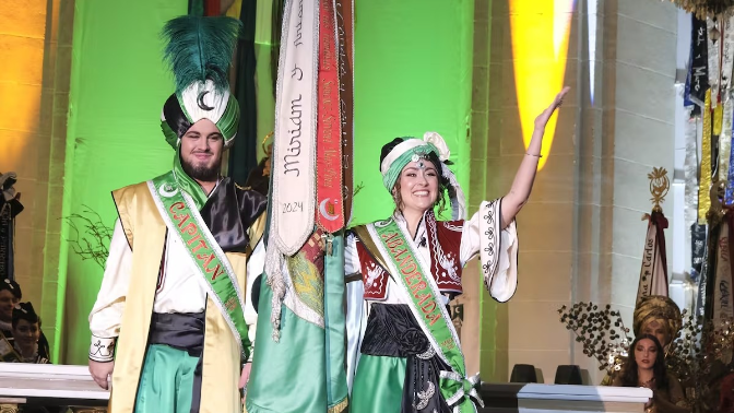 María Calvo y Raúl Jiménez, abanderada y capitán Huestes del Cadí 2026 episode artwork