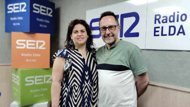 Sonia Rocamora, presidenta de la Mayordomía de San Antón de Elda; y Pedro Serrano, presidente de la Junta Central de Comparsas de Elda, sobre los Moros y Cristianos de Elda 2026 episode artwork