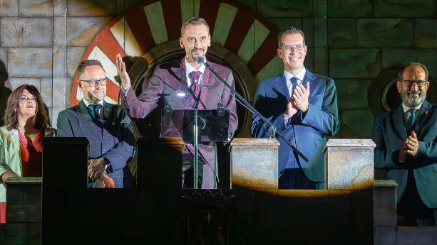 Samuel Romero, actor eldense, pregona los Moros y Cristianos de Elda 2026 episode artwork