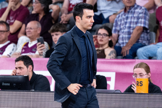Gerard Encuentra: "El més fàcil hauria estat canviar d’entrenador, el club va ser molt valent apostant per la renovació"