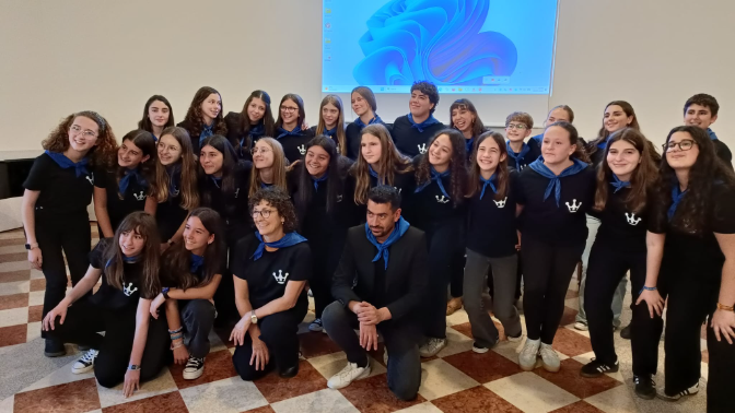 El coro juvenil del IES Reyes Católicos despide el curso este viernes