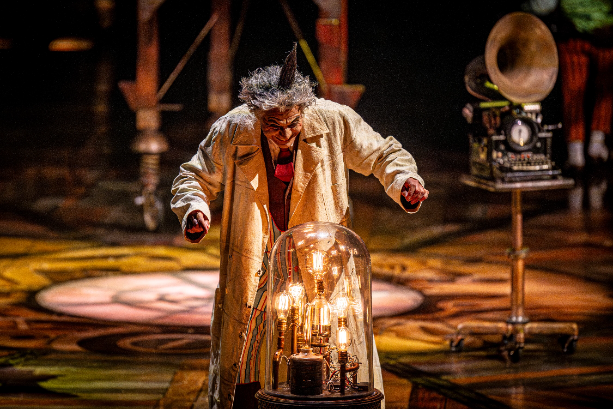 Cirque du Soleil levanta el telón en Málaga con ‘Kurios’, un viaje retrofuturista lleno de acrobacias y fantasía episode artwork