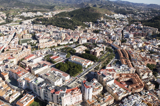 El campus de El Ejido de Málaga pide medidas para evitar las multas de la Zona de Bajas Emisiones episode artwork