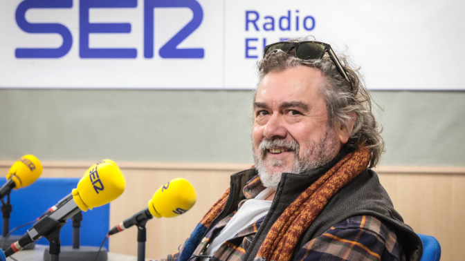 Emilio Martínez, en el espacio Entretelas, reflexiona recuperar la ilusión y aprender a mirar el futuro con otros ojos. episode artwork