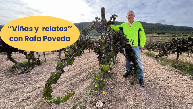 El enólogo Rafa Poveda nos habla del calimocho, una bebida que ha trascendido generaciones. episode artwork