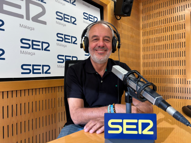 "Hay personas mayores con pensión que llegan sin nada a urgencias porque otros gestionan su dinero" Juan Antonio Torres, jefe de servicio de atención a la ciudadanía del Hospital Regional de Málaga. episode artwork