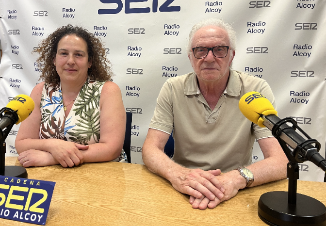 Tragaluz- La Coral Polifònica Alcoiana celebrarà el seu fi de curs el dijous 25 de juny amb un concert - Entrevista a Alexandra Soler i Alberto Calvo, directora i president de la coral episode artwork