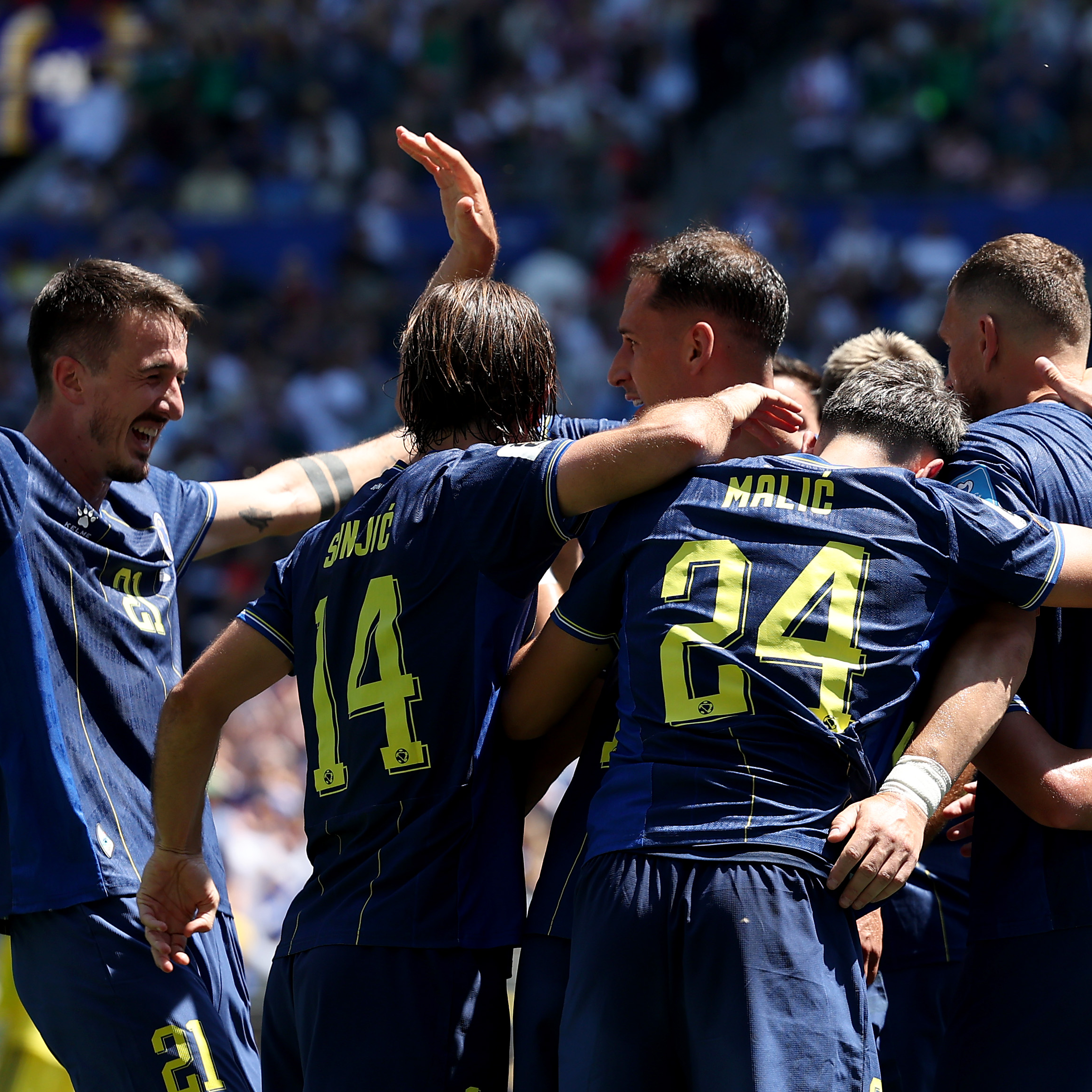 Imagen de Bosnia 3 - 1 Catar | Bosnia pasará como tercera y los de Lopetegui, eliminados